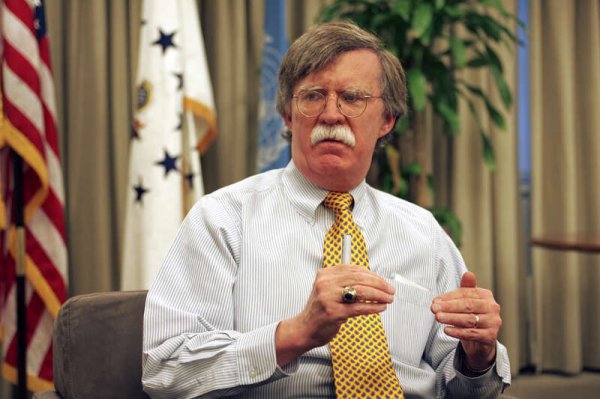 资生网 特朗普前顾问：他不知道自己该做什么